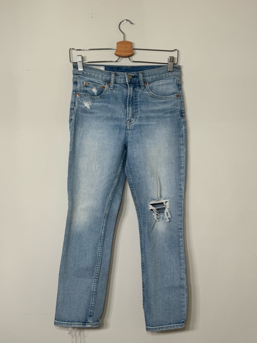 High Rise Light Wash Distressed Women's Jeans - Blue